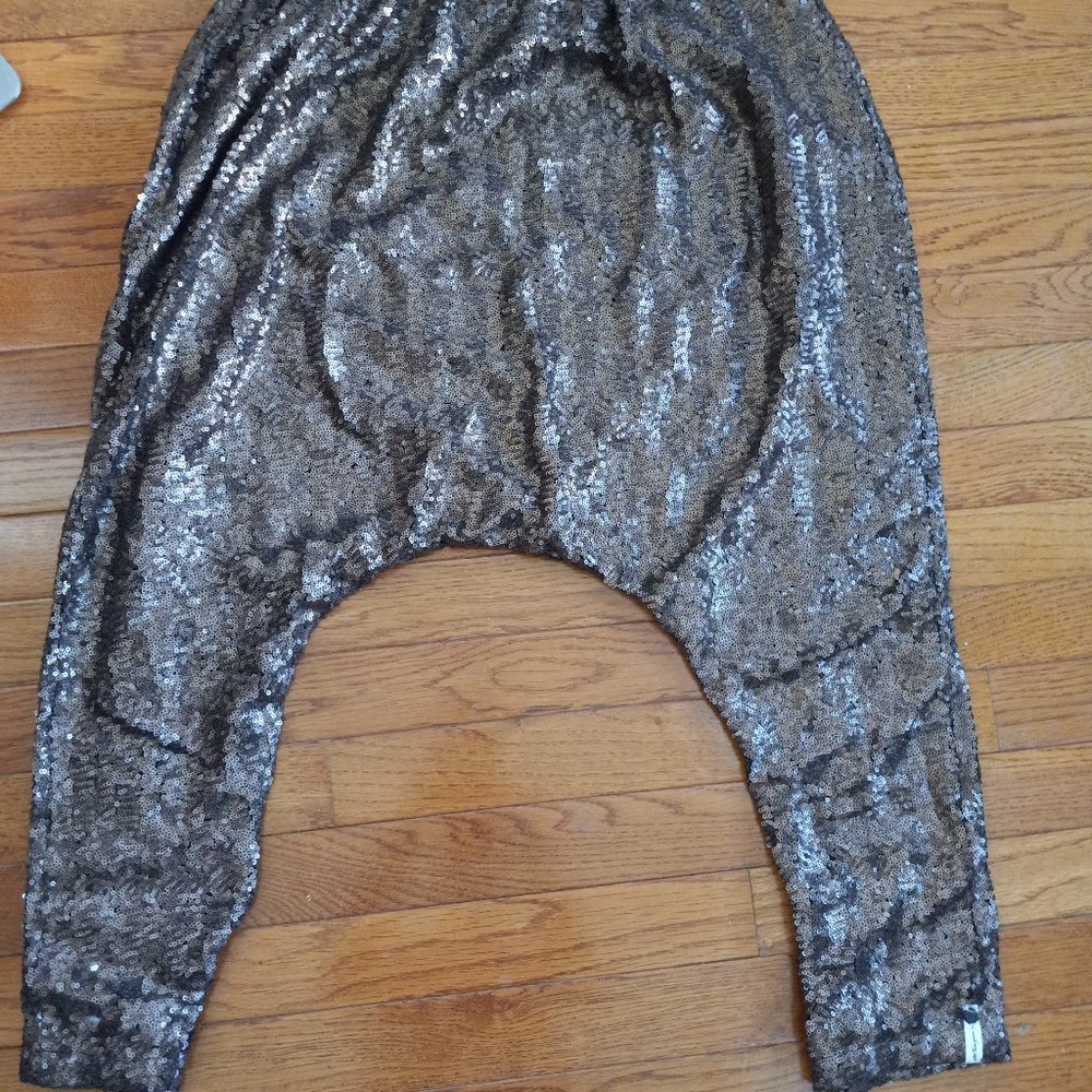 ONE TEASPOON Sequin Harem pants Size XS NEW